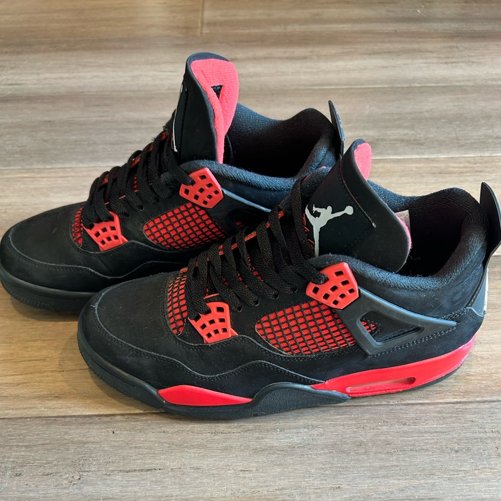 Men’s Jordan 4 Red Thunder